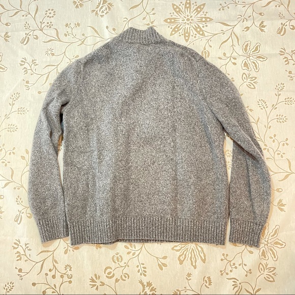 Banana Republic Wool Turtleneck Sweater - Picture 4 of 4